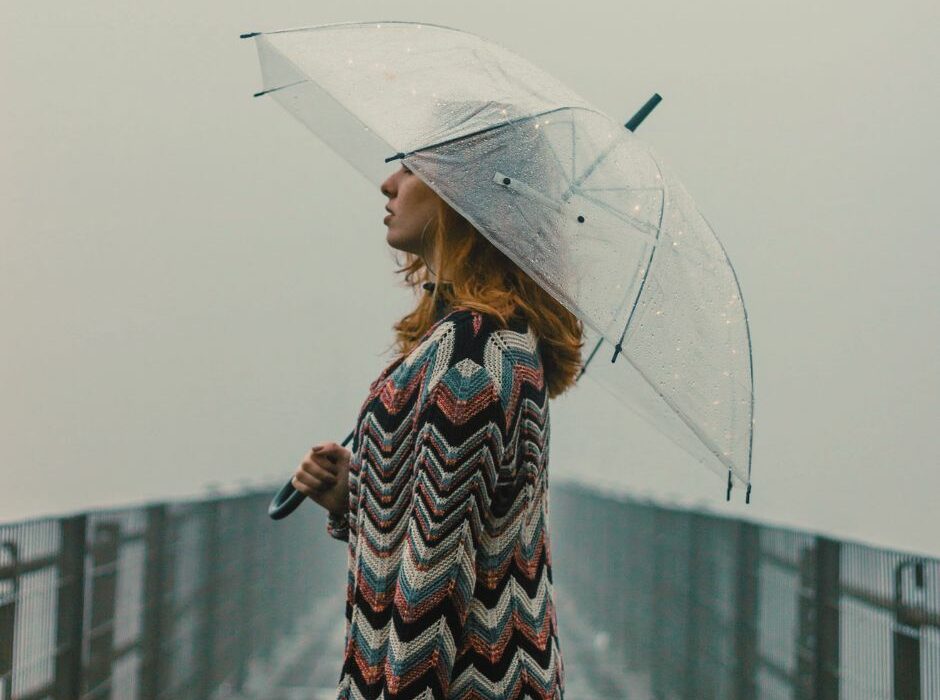 Le stress précoce laisse une empreinte biologique durable sur le corps… mais pas irréversible